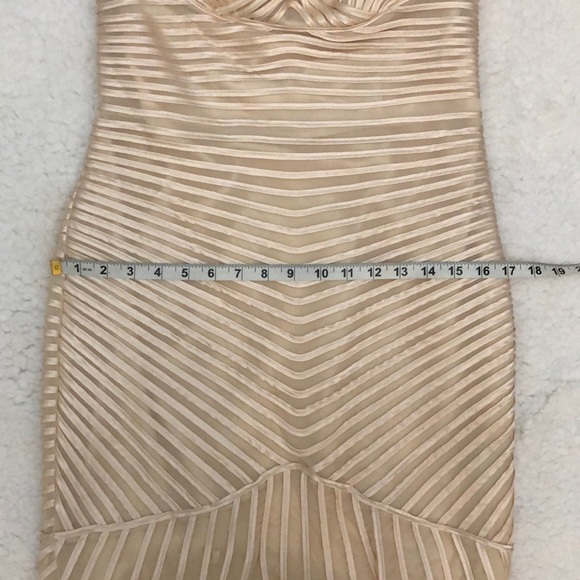 Strapless Sweetheart Dress - Picture 4 of 5